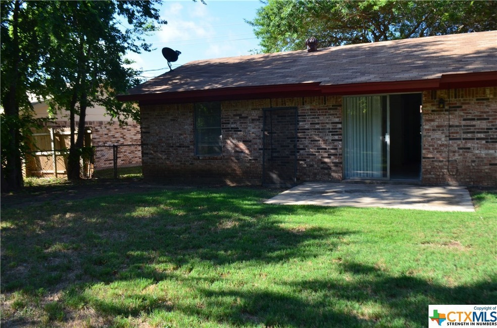 1609 Miranda Ave, Copperas Cove, TX 76522 - photo 1