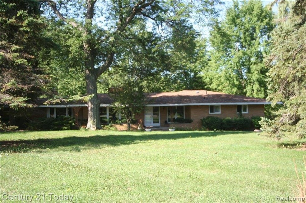 BROADFRONT BRICK RANCH