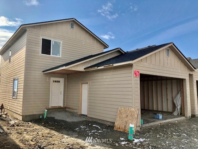 435 S Kansas Loop, East Wenatchee, WA 98802 - photo 1