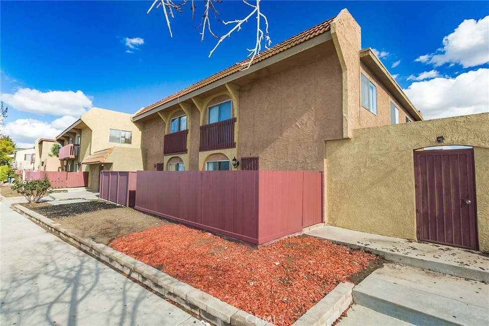 22724 Figueroa St unit 5, Carson, CA 90745 - photo 1