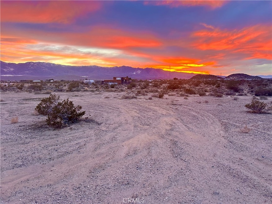 30 Rodeo Rd, Lucerne Valley, CA 92356 - photo 1