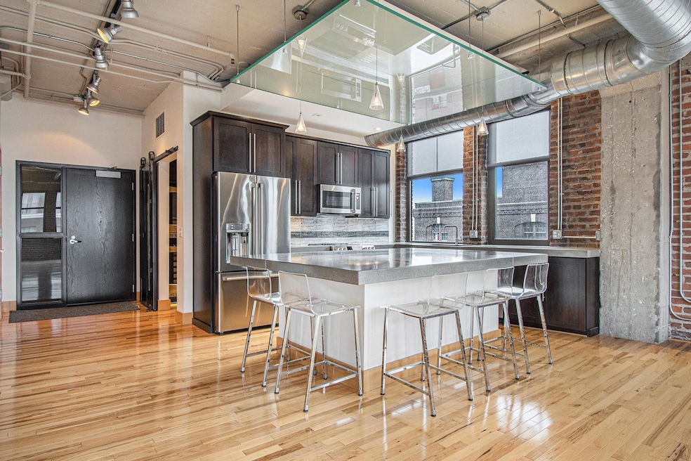 For Sale $1,085,000 • Co-Listing Agent