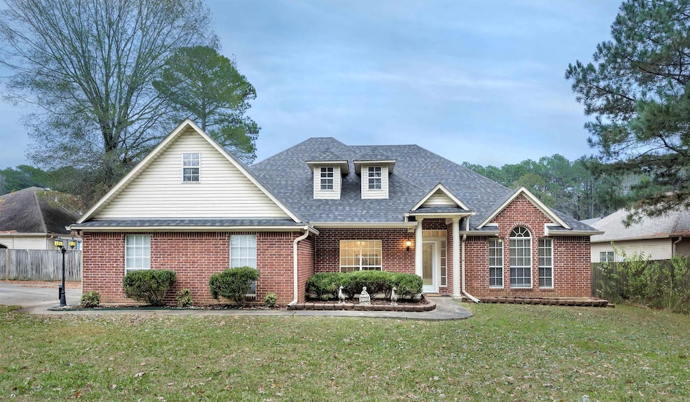 1311 Oscar Dr, Bryant, AR 72022 - photo 1