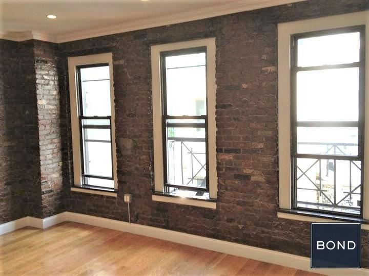 unlisted-address, New York, NY 10013 - photo 1