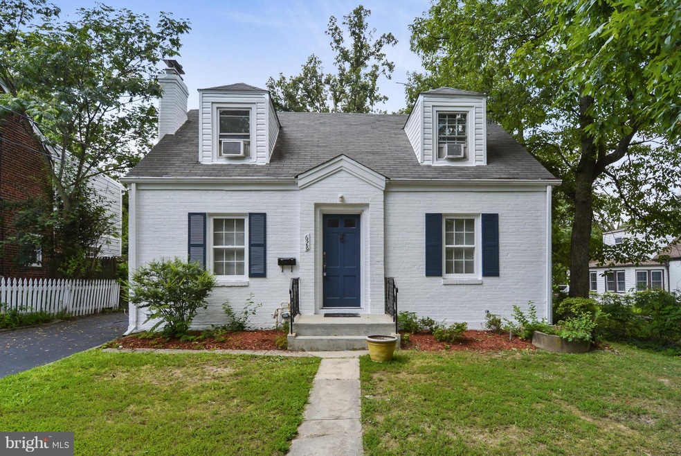 628 Elm Ave, Takoma Park, MD 20912 - photo 1