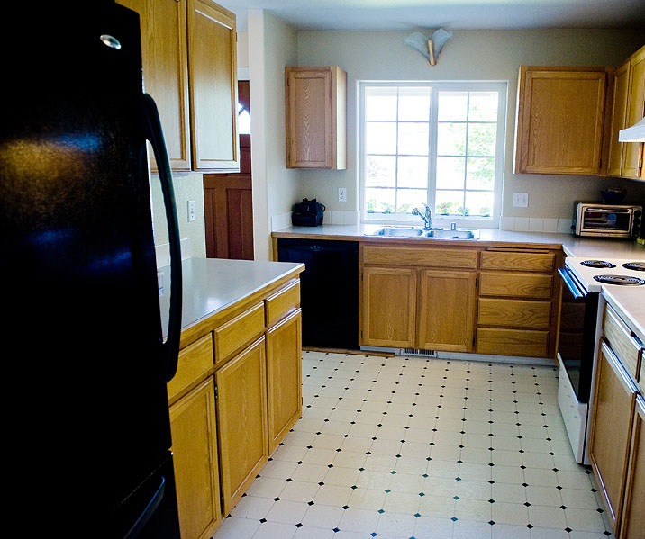 1307 Sara Ct, Bellingham, WA 98226 - photo 1