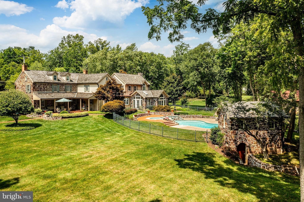 Sold $1,920,500 • Co-Listing Agent