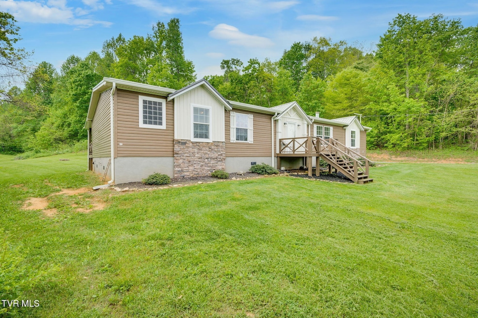 474 Thornburg Rd, Fall Branch, TN 37656 - photo 1