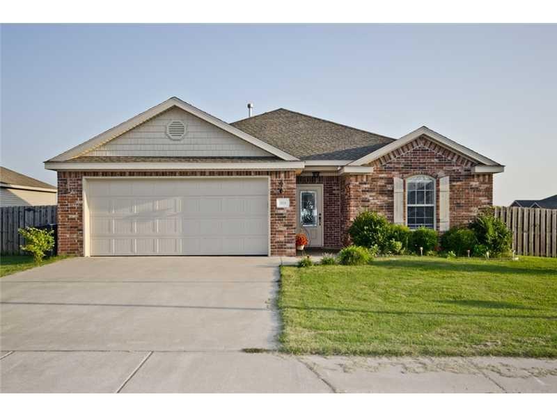 406 Mccann Rd, Rogers, AR 72758 - photo 1