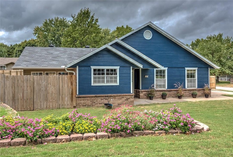 1600 S 26th Pl Rogers, AR 72758