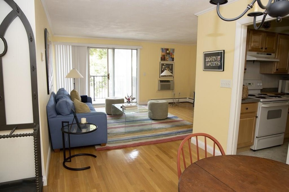 245 Lafayette St unit 2G, Salem, MA 01970 - photo 1