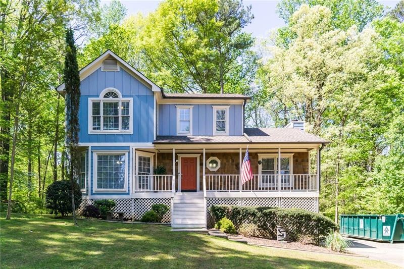 Welcome Home. Perfect Front Porch