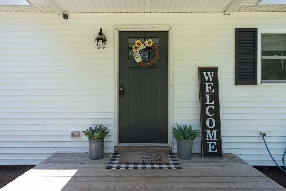 68 Colony Ln, New Hampton, NH 03256 - photo 1