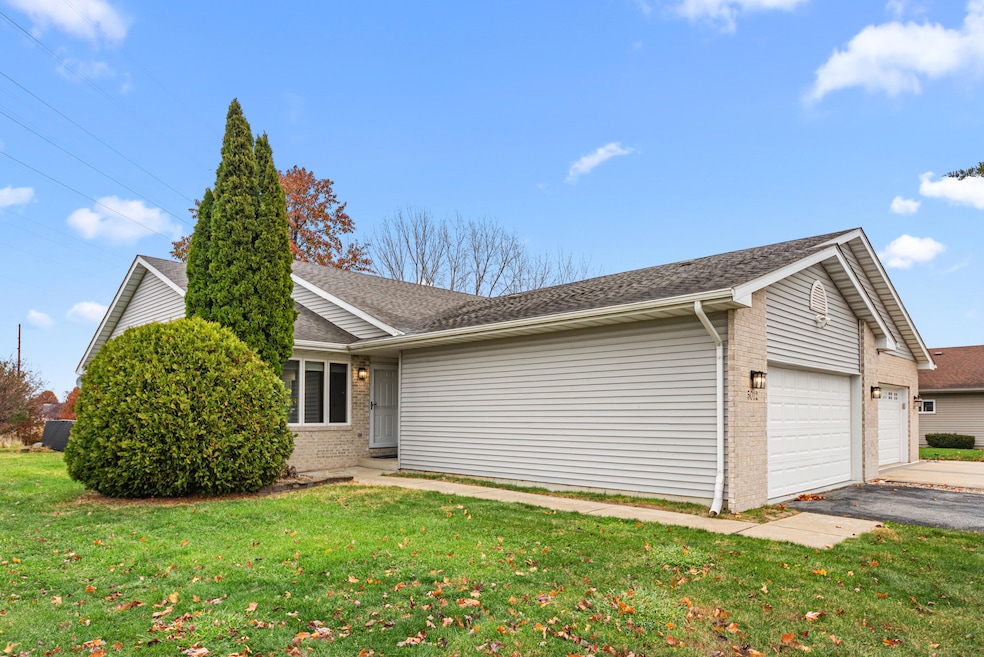 5012 W 92nd Ave, Crown Point, IN 46307 - photo 1