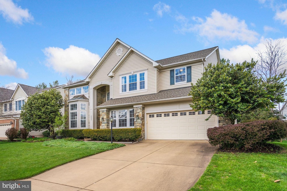 20595 Quarterpath Trace Cir, Sterling, VA 20165 - photo 1