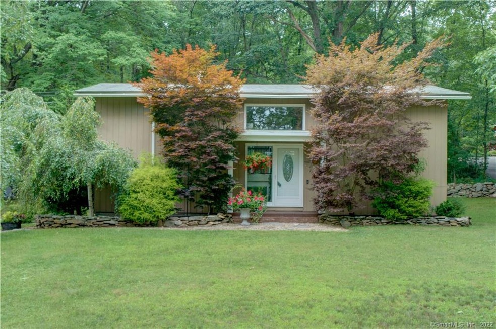 7 Yeomans Rd, Columbia, CT 06237 - photo 1