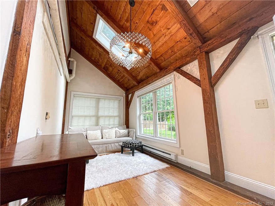 157 Black Rock Turnpike unit B, Redding, CT 06896 - photo 1