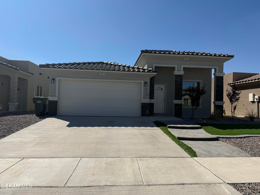 617 Cedarwood Ave, El Paso, TX 79928 - photo 1