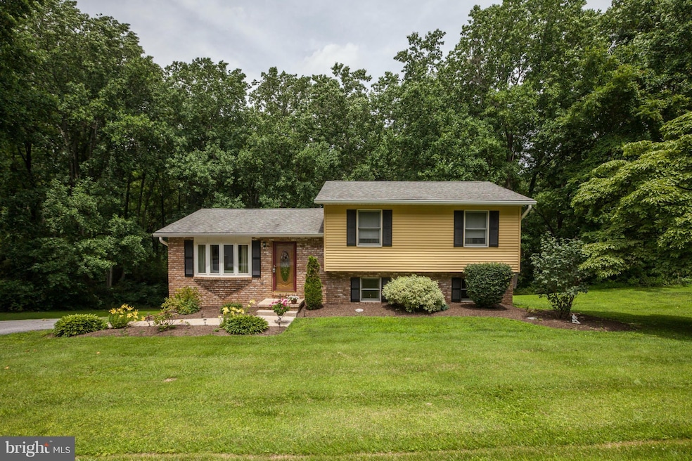 5860 Melville Rd, Sykesville, MD 21784 - photo 1