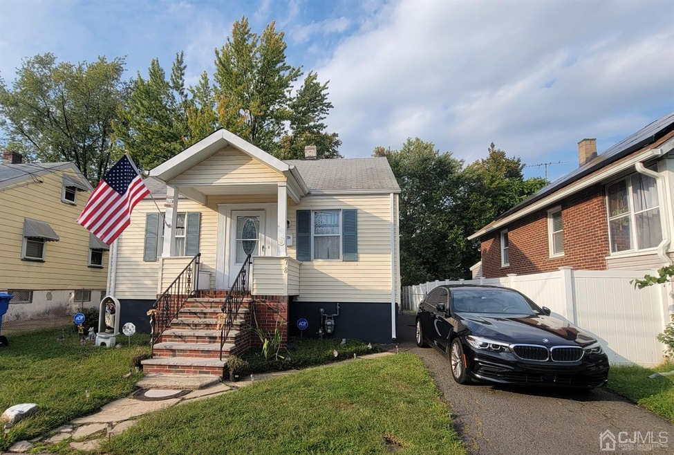 78 Spring St, Woodbridge, NJ 07095 - photo 1