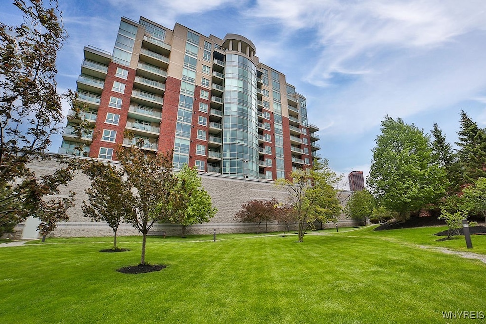 132 Lakefront Blvd. facing Lake Erie