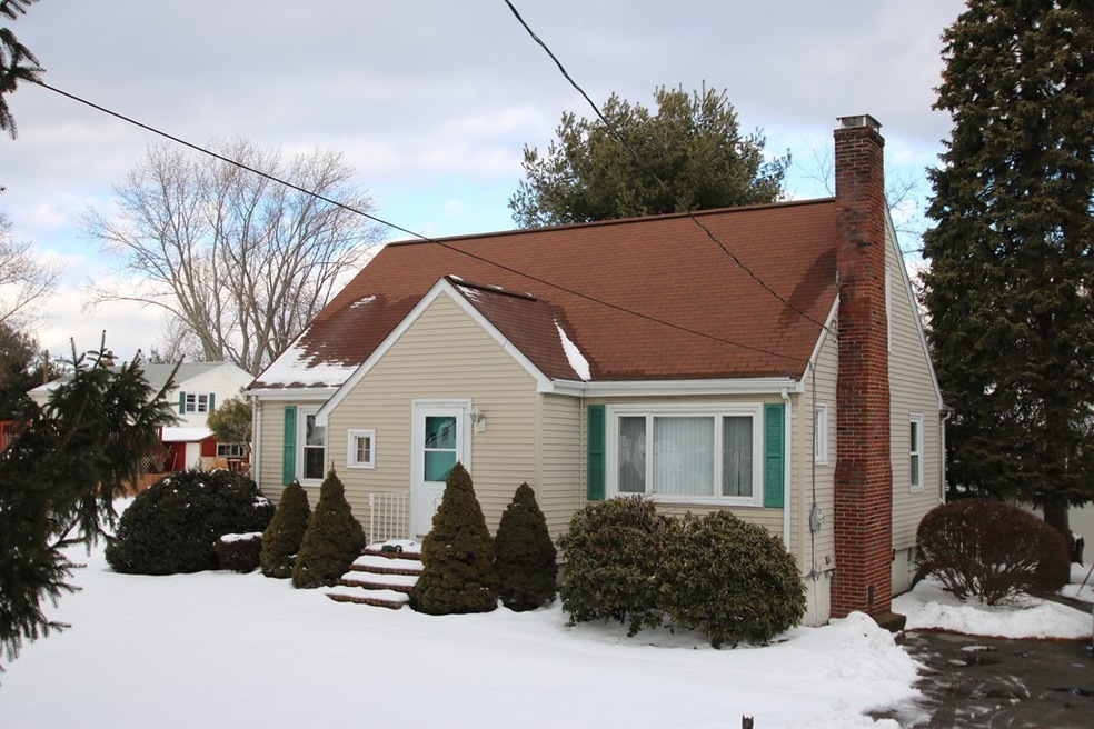 249 Essex St, Saugus, MA 01906 - photo 1