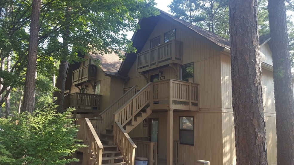 100-6 Captains Walk Condo For Sale.
