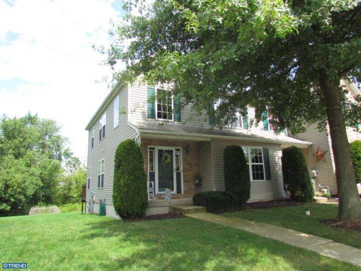 600 Doe Ct, Royersford, PA 19468 - photo 1