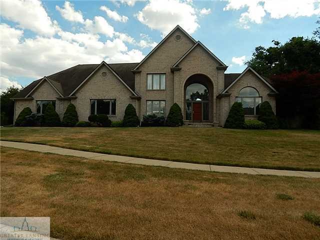 2626 Walmar Dr, Lansing, MI 48917 - photo 1
