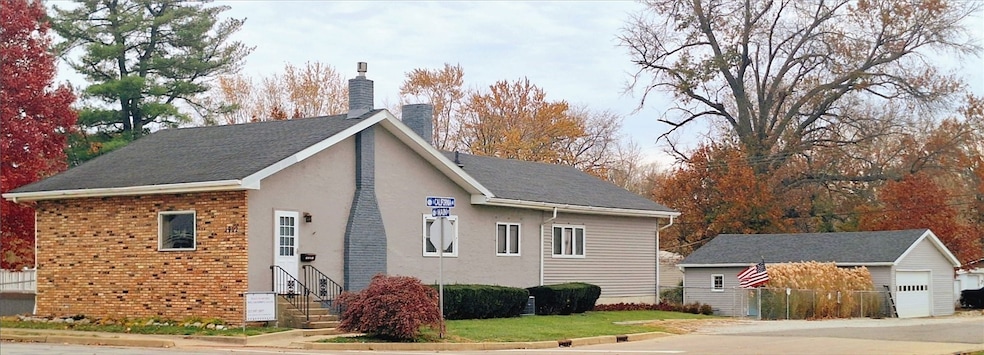 2902 E Main St, Danville, IL 61832 - photo 1