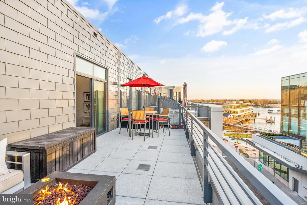 525 Water St SW unit 410, Washington, DC 20024 - photo 1