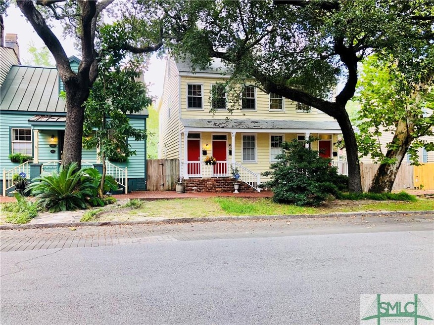 514 E Jones St unit .5, Savannah, GA 31401 - photo 1