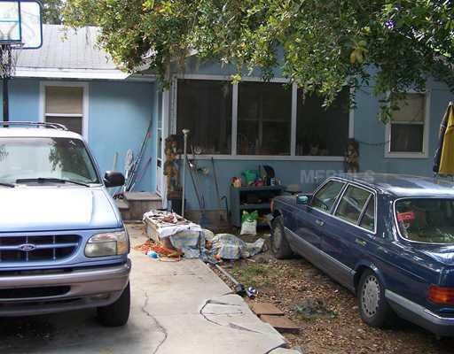 3909 Brazilnut Ave, Sarasota, FL 34234 - photo 1