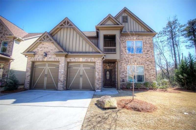 Charming 4 Bed/3.5 Bath in gated & active communit