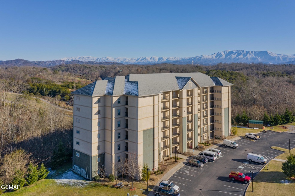 Mountain View Condominiums unit 5305, Pigeon Forge, TN 37863 - photo 1