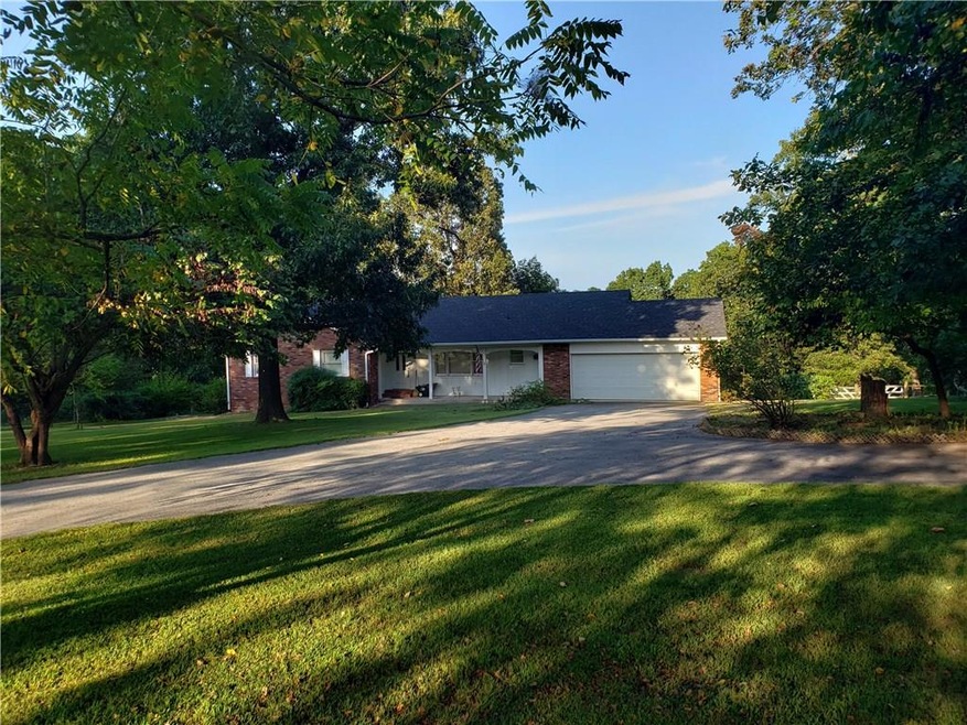 17070 Harmon Rd, Fayetteville, AR 72704 - photo 1