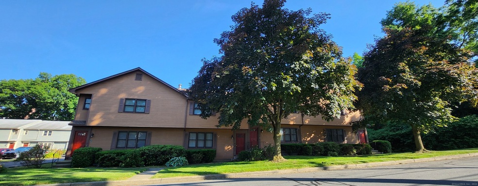 405 Glendale Ave unit A6, Bridgeport, CT 06606 - photo 1