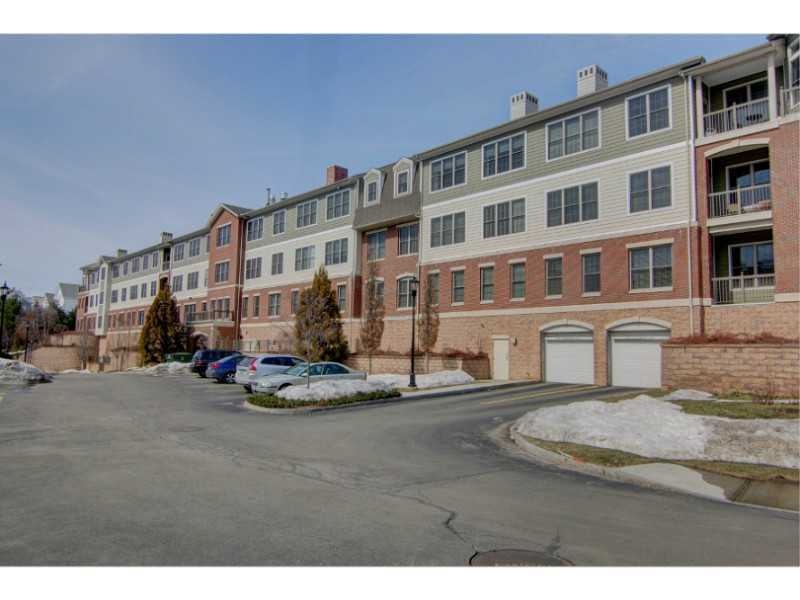 East Side Commons unit 111N, Providence, RI 02906 - photo 1