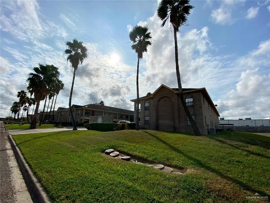2210 Elisa Ln, Edinburg, TX 78541 - photo 1