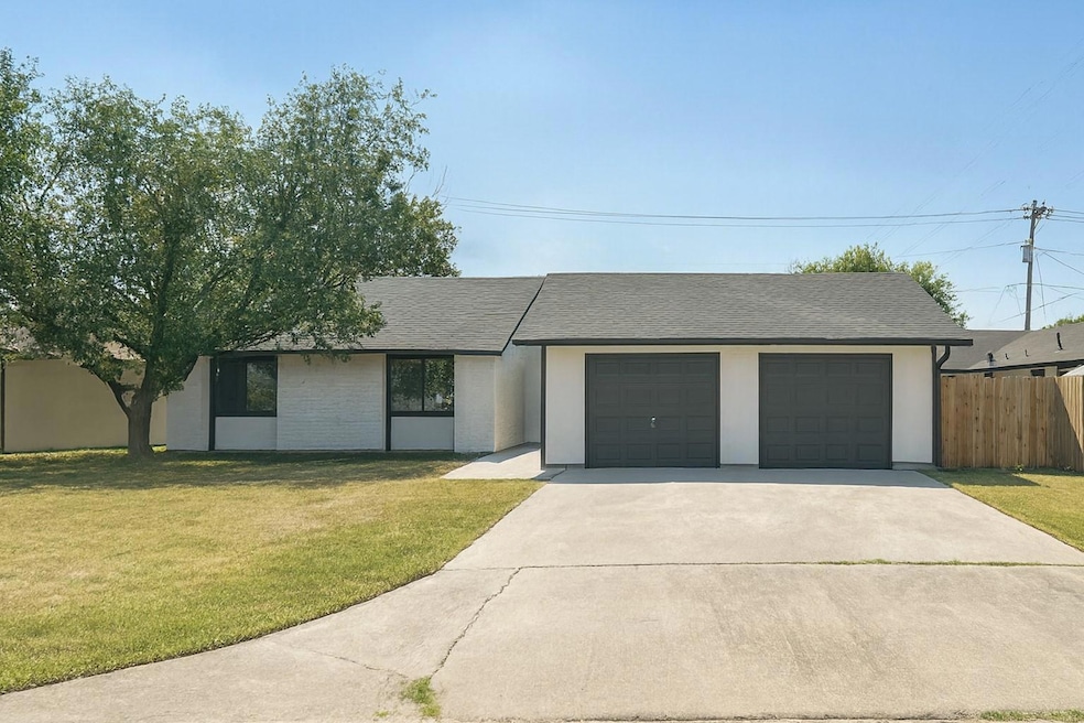 1700 Garden Villa Dr, Georgetown, TX 78628 - photo 1