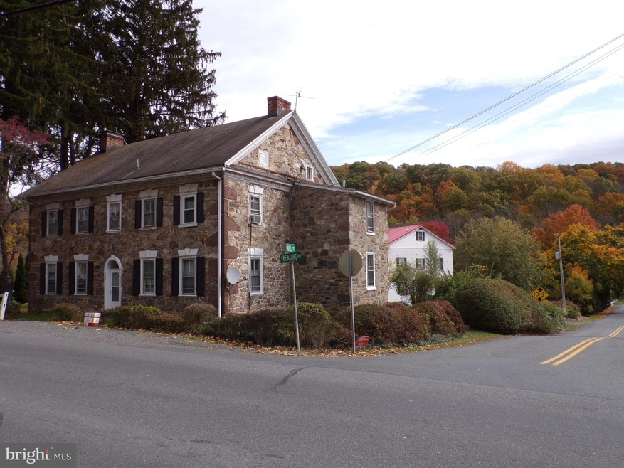 560 S Reading Ave, Boyertown, PA 19512 - photo 1