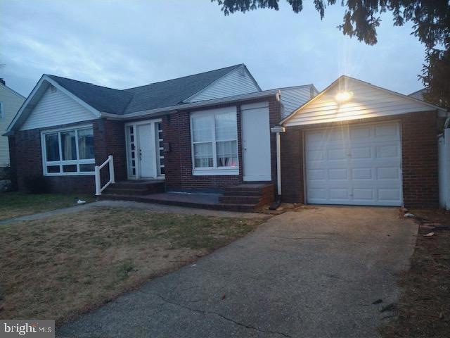 120 Cedar Ave, Paulsboro, NJ 08066 - photo 1