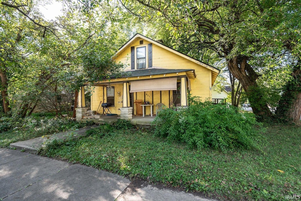 621 W 12th St, Bloomington, IN 47404 - photo 1