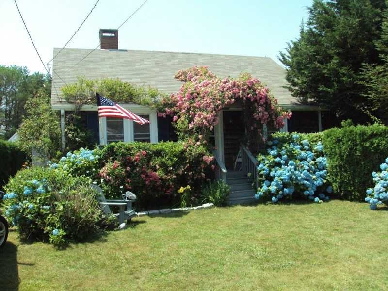 9 5th Ave, Charlestown, RI 02813 - photo 1