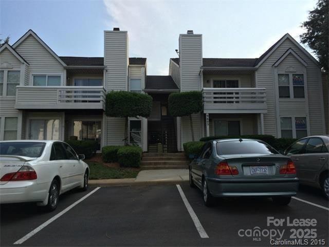 9629 Vinca Cir unit H, Charlotte, NC 28213 - photo 1