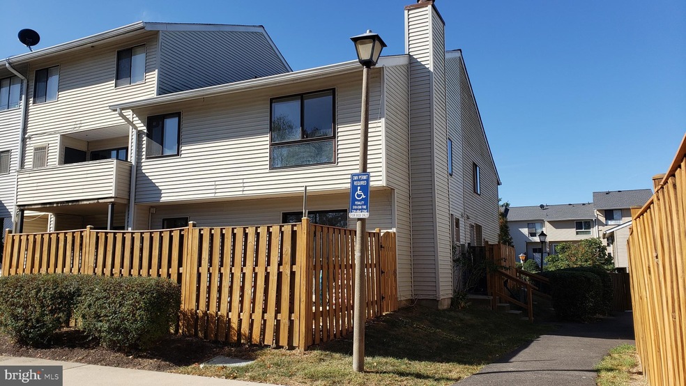 8626 Village Square Dr unit 16, Alexandria, VA 22309 - photo 1