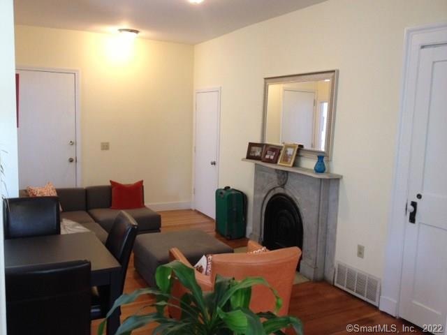 396 Orange St unit 1, New Haven, CT 06511 - photo 1
