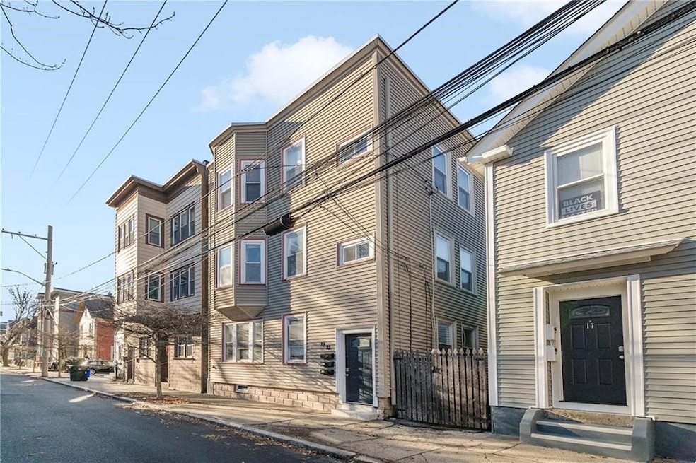 21 Kenyon St unit 1, Providence, RI 02903 - photo 1