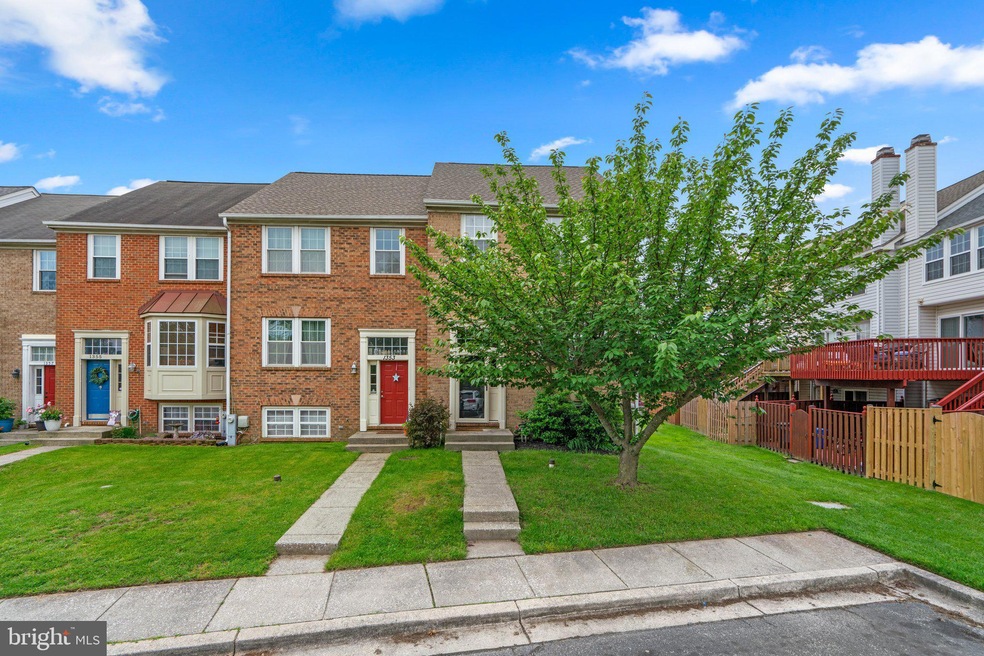 1351 Stoneleigh Ct, Stoney Beach, MD 21226 - photo 1