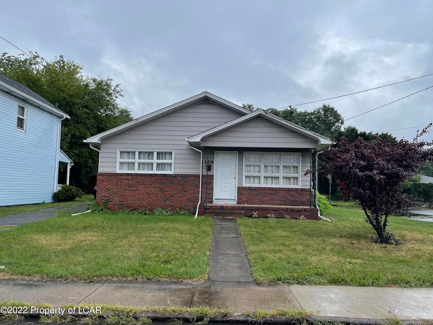 129 Spring St, Wilkes Barre, PA 18702 - photo 1